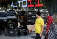 پشت پرده مقاومت قیمت‌ ها در بازار خودرو/ چرا نباید منتظر ارزانی بود؟