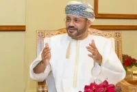 وزیر خارجه عمان: گفت‌و‌گو‌ها برای تدوین یک ترتیب بلند مدت که آزادی کشتیرانی در تنگه هرمز را تضمین کند، در جریان است