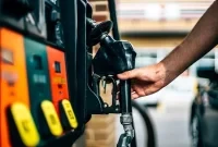 جزئیات تازه از اصلاح قیمت بنزین/ دولت زمان اجرا را اعلام میکند جزئیات تازه از اصلاح قیمت بنزین/ دولت زمان اجرا را اعلام میکند