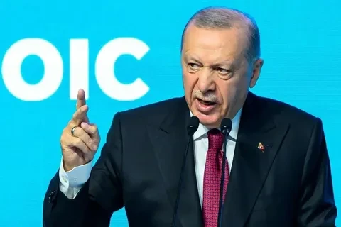 اردوغان: ادامه بسته ماندن تنگه هرمز، بحران بزرگی برای تجارت جهانی ایجاد میکند اردوغان: ادامه بسته ماندن تنگه هرمز، بحران بزرگی برای تجارت جهانی ایجاد میکند