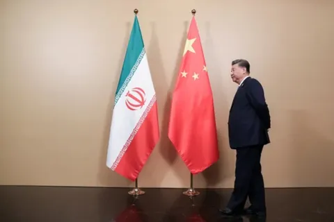 وال استریت ژورنال: تامین قطعات ساخت پهپادها و موشکهای بالستیک برای تهران توسط چین در ایام جنگ وال استریت ژورنال: تامین قطعات ساخت پهپادها و موشکهای بالستیک برای تهران توسط چین در ایام جنگ